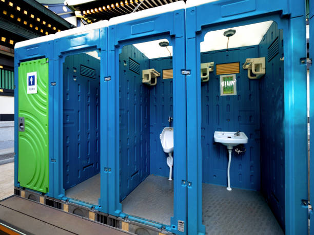 Porta potty rental for outdoor events in Bridgeton, MO
